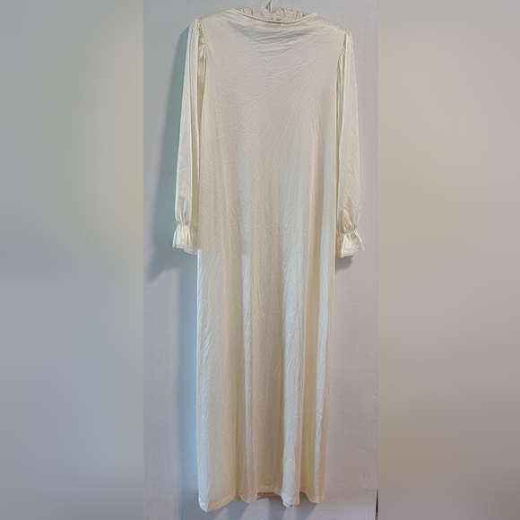 Vintage Lace 2 Piece Nylon Long Night Gown w Robe Set Embroidered Vanity Fair - Picture 12 of 15